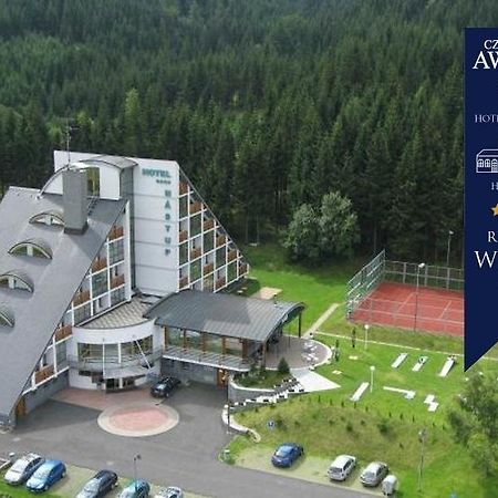 Hotel Nastup Loučná pod Klínovcem Екстериор снимка